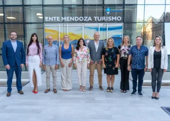 Presentaron a los funcionarios para el nuevo gabinete del Emetur
