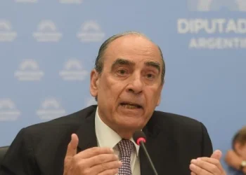 Francos: «Milei está molesto porque cada día sin avanzar con la ley, se complica la situación»