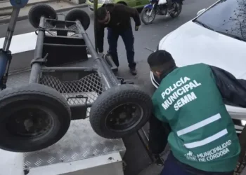 Insólito intento de robo: llamó a una grúa y fingió ser el dueño del auto para llevárselo