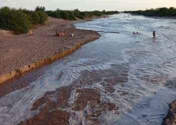 La crecida del río Mendoza es un fenómeno que no se veía desde hace años: los datos que alarman