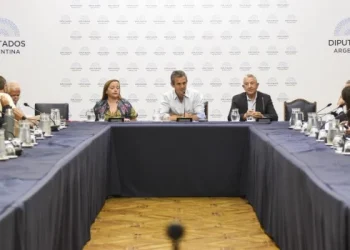 Ley Ómnibus: habrá un cuarto intermedio y la sesión podría durar 35 horas