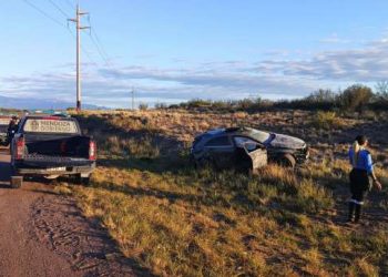 Manejaba su Audi muy borracho y salvó su vida de milagro tras volcar