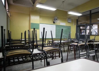 Más de la mitad de las escuelas están en obra a un mes del inicio de clases