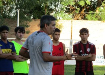 Independiente Calle Larga comenzó su pretemporada con Alfredo Tizza a la cabeza