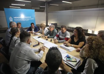 Ya tiene fecha el inicio de las paritarias entre el Gobierno provincial y los gremios estatales