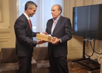 Ley ómnibus: con modificaciones, llegó al Congreso el proyecto con las reformas que impulsa Javier Milei