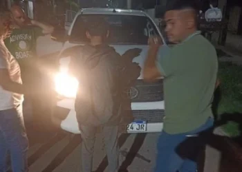 ​Detienen a dos adolescentes por matar a otro de un puntazo durante un robo en Chascomús