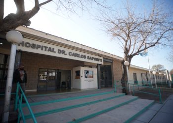 Brutal pelea en la provincia de Mendoza: un hombre atacó a ladrillazos a su compañero de trabajo tras una discusión