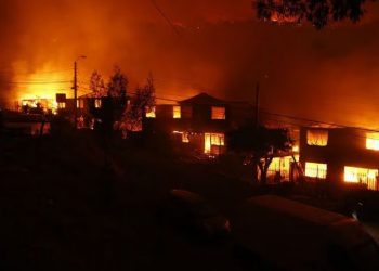 Catástrofe en Chile: hay al menos 99 muertos por los incendios y temen que la cifra siga creciendo