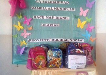 “Proyecto Mochi”: campaña para que niños de bajos recursos comiencen las clases con los útiles necesarios