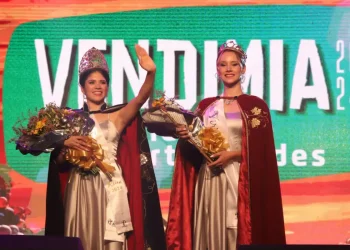 Vendimia 2024: General Alvear coronó a Anabel Gianella Ríos