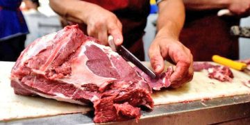 Aumento de la carne: “Cuando un novillo pesado vale, la exportación paga valores con números que a ellos les da y levanta el precio en el mercado interno”