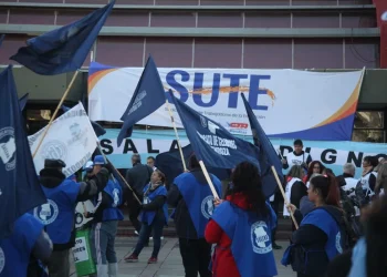 Comienzo de clases: el SUTE adhiere, pero no convoca al paro docente