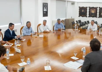 Cornejo trazó un duro panorama a los intendentes por la caída en la recaudación