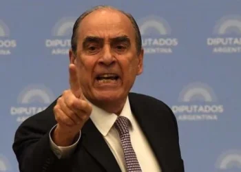 Francos, sobre la publicación de Cristina: «Tiene el tupé de expresarse como si no fuera responsable»