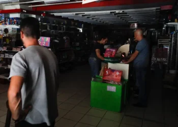 El EPRE sancionó a compañías eléctricas por fallas en el servicio