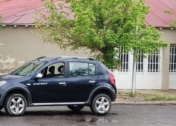 Cinematográfico robo de un auto y persecusión: una pareja fue aprehendida