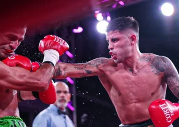Con un polémico fallo, Joel Arena perdió ante Carlos Alanís por el título Sudamericano