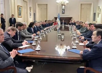 Milei: «Es posible ver a la casta política revolcarse en la miseria y apelando a mentiras para defender sus privilegios»