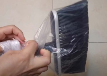 ¿Por qué ponerle una bolsa de plástico a un cepillo?