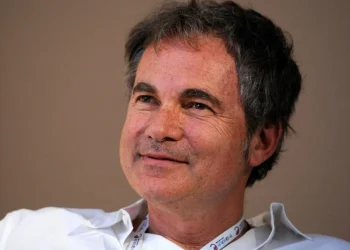 Quién es Martín Varsavsky, el magnate que ofrece dólares para construir casas en Mendoza