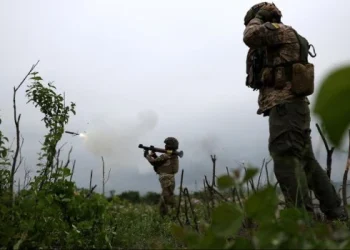 Rusia anuncia la toma de otra localidad del este de Ucrania