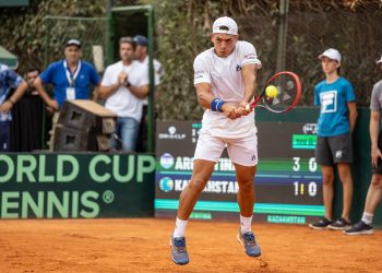 Copa Davis: Argentina venció a Kazajistán y clasificó a los grupos
