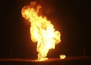 Varias explosiones golpean dos gasoductos que atraviesan Irán