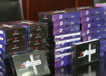 El gobierno de Mendoza entregó 267 tablets a agentes sanitarios para el registro de información
