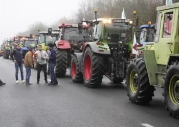 La policía francesa levanta los últimos bloqueos de agricultores