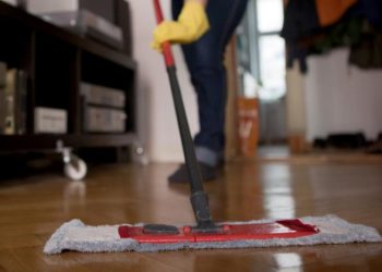 El secreto para mantener el piso de tu casa siempre limpio y brillante