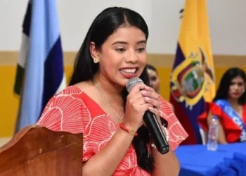 Asesinan a tiros a la alcadesa más joven de Ecuador junto a un asesor
