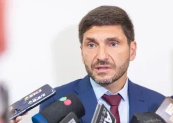 Pullaro: «El ajuste es muy fuerte, lo están pagando los sectores populares»