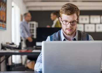 El salario promedio pretendido por los argentinos es de $600.000, apenas por encima de la canasta básica