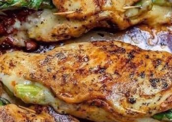 Una receta rápida, fácil y deliciosa: Pechugas rellenas de espárragos y mozzarella