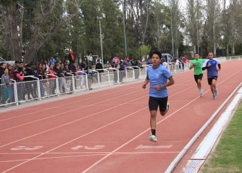 Sanrafaelinos presentes en el Torneo Vendimia de atletismo