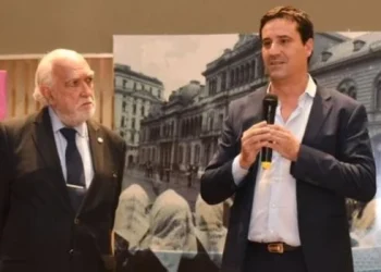 Distinguieron a Gil Lavedra en La Plata por su labor en el Juicio a las Juntas militares