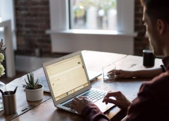 Habilidades tecnológicas: los seis conocimientos clave para conseguir trabajo en 2024