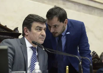 Pidieron la expulsión de Omar De Marchi y de Álvaro Martínez del PRO