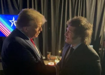 Trump reafirmó su sintonía con Milei: » Es un gran tipo, él me ama, y yo lo amo a él»