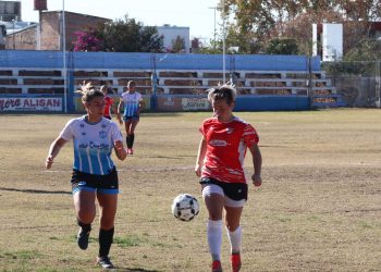 Será obligatorio para los clubes presentar su equipo de fútbol femenino