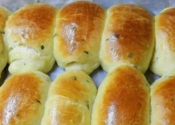 Ideales para acompañar cualquier comida: Pancitos de ajo