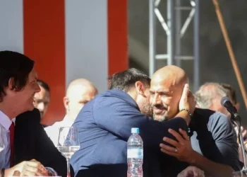 Verón asumió como presidente de Estudiantes y no descarta sumar capitales privados