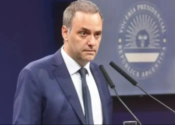 El Gobierno enfrenta a las prepagas: «Somos promercado, no proempresa»