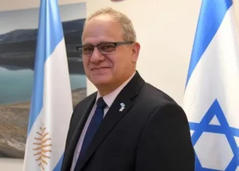 El embajador israelí en la Argentina confirmó que el ataque iraní no dejó víctimas fatales y agradeció el apoyo del Gobierno