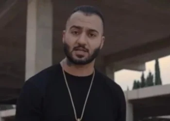 Irán condena a muerte a un rapero por apoyar las protestas de Amini