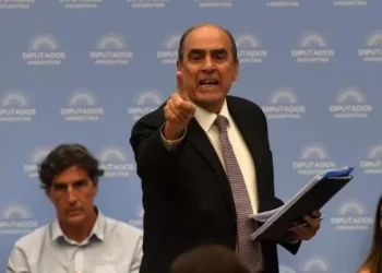 Francos dejó en claro que el Gobierno no se resigna a descartar la privatización del Banco Nación