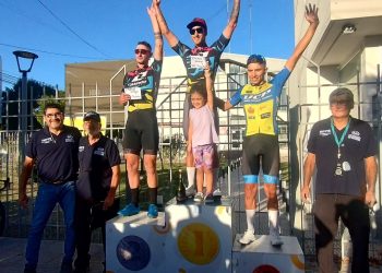 Vuelta Ciclística de General Alvear: podio para Santiago Rodríguez y Matías Pérez