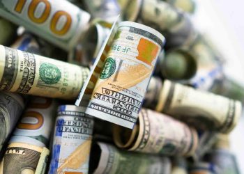 Dólar “rulo”: cómo vender billetes al precio más caro desde casa y obtener ganancias extras