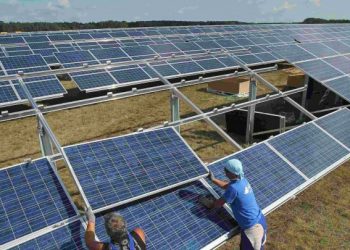 Ante el fuerte aumento de la electricidad, estaciones de servicio de Mendoza buscan hacer parques solares